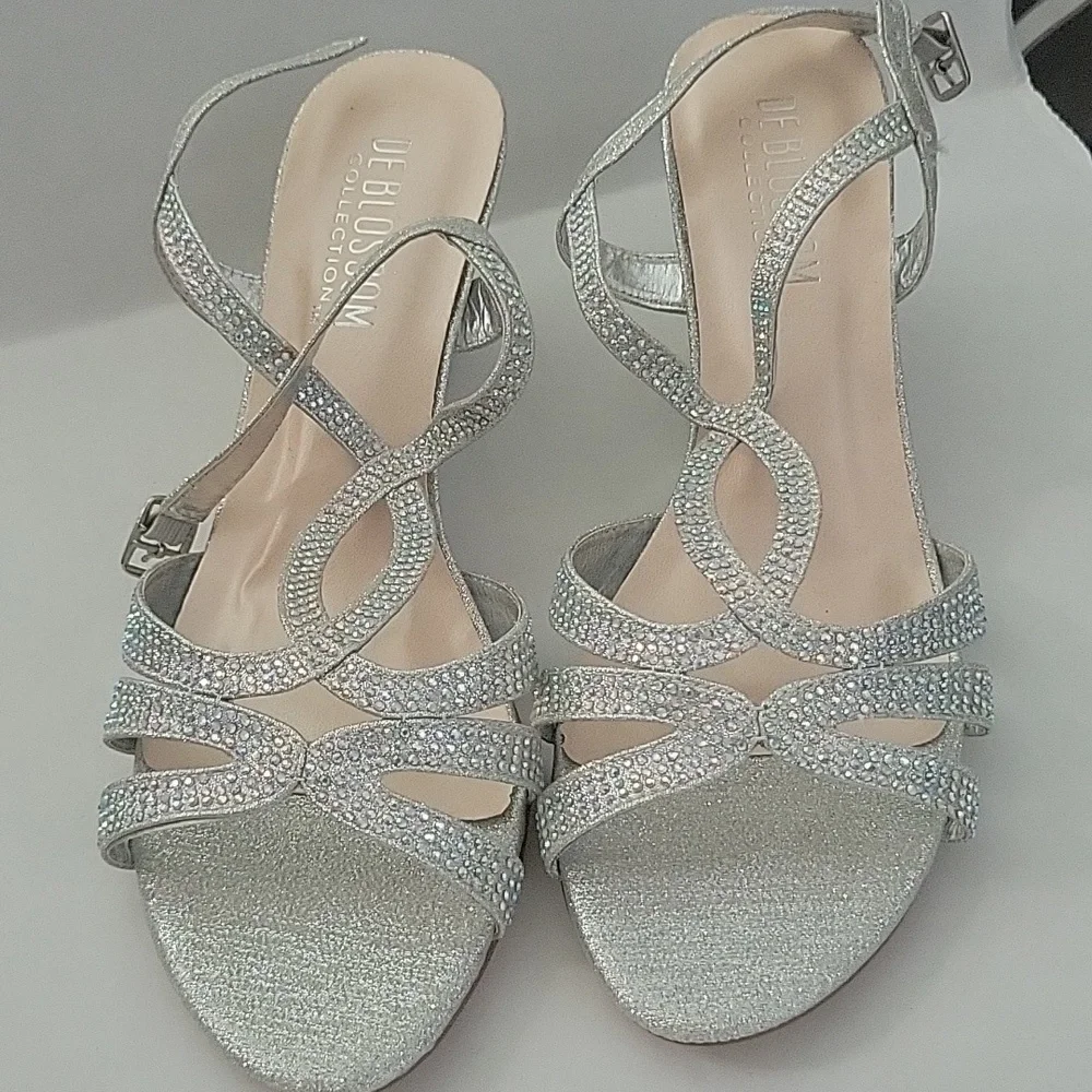 Shoes - Picture 3 of 3